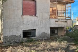 Villa da ristrutturare