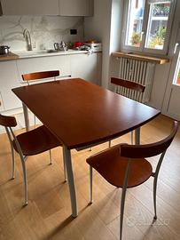 Tavolo da cucina piu sedie