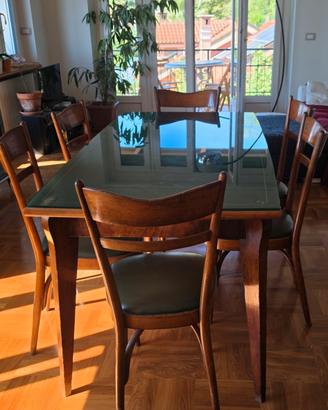 Tavolo vintage e 6 sedie 