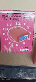 lampada per asciugare le unghia 