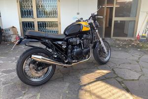 Triumph Thunderbird Sport