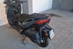 Yamaha X-Max 300 Tek