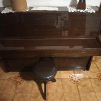 Pianoforte a parete