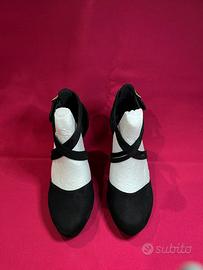 Scarpe da donna con tacco