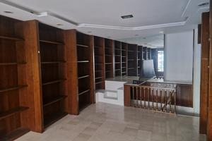 Belluno Negozio Strategico in Piazza del Mercato