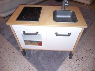 cucina giocattolo 