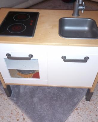 cucina giocattolo 