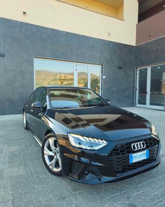 Audi A4 40 TDI S tronic line edition