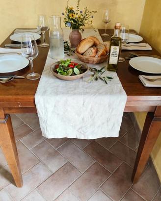 Tavolo in legno massello allungabile 100x100