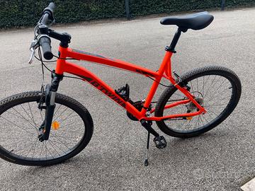 Bicicletta mountain bike BTWIN tg.M