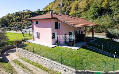 VILLA BIFAMILIARE A MASSINO VISCONTI