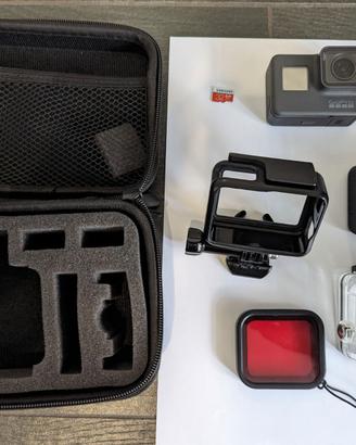 GoPro Hero 5 Black + accessori/prezzo da definire