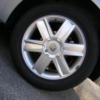 4 cerchi lega 16" Megane/Scenic + pneumatici