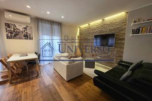 Attico / Mansarda di 160 m² con più di 5 locali e 