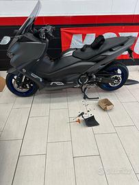 Smembro Yamaha tmax 560 tech max