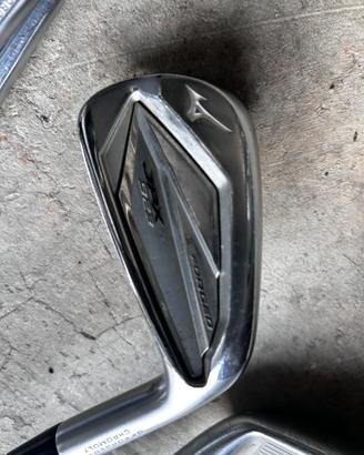 Mizuno Set di ferri JPX-923 Forged