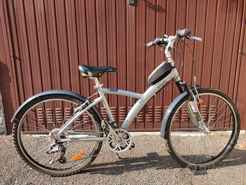 Bicicletta ibrida B'Twin 5