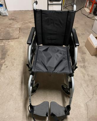 Carrozzina Pieghevole INVACARE