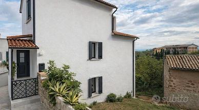 Casa 70mq + 50 mq magazzino + casaletto 20mq