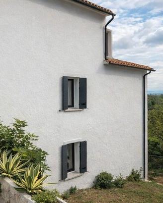 Casa 70mq + 50 mq magazzino + casaletto 20mq