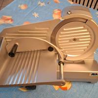Affettatrice da tavolo elettrica Ala 2000