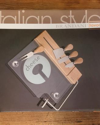 Tagliere per formaggio con set di coltelli Brandan