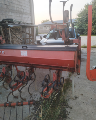 Vendita sarchiatore 4 file damax