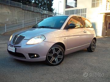 Lancia Ypsilon Elle Collection 1.2 8v 109.400km