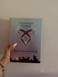 Libro Shadow Hunter