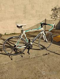 Bici da corsa Bianchi