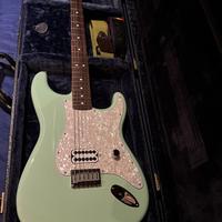 Fender Stratocaster Tom Delonge
