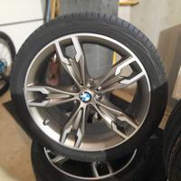 Gomme cerchi set completo BMW G30 G31 km 0