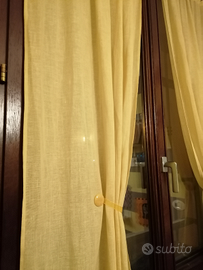 Tende da finestra in lino color giallo e magneti