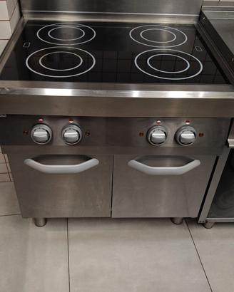 Cucina professionale elettrica 4 piastre vetrocer