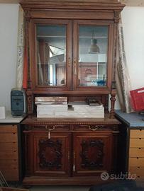 nobile credenza in noce