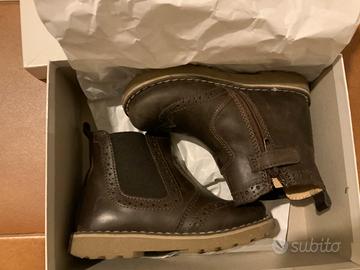 Scarpe - sandali - sneakers - stivaletto bimbo/a