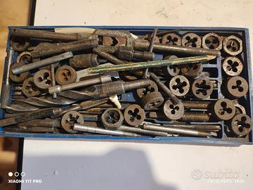 KIT DI UTENSILI PER FILETTATURA 