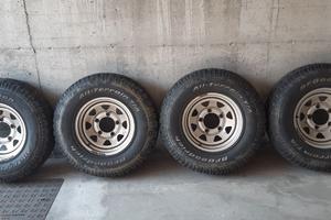 Gomme bf Goodrich A/T 235 85 r16