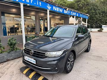 Volkswagen Tiguan 2.0 TDI 150 CV DSG IVA ESPOSTA
