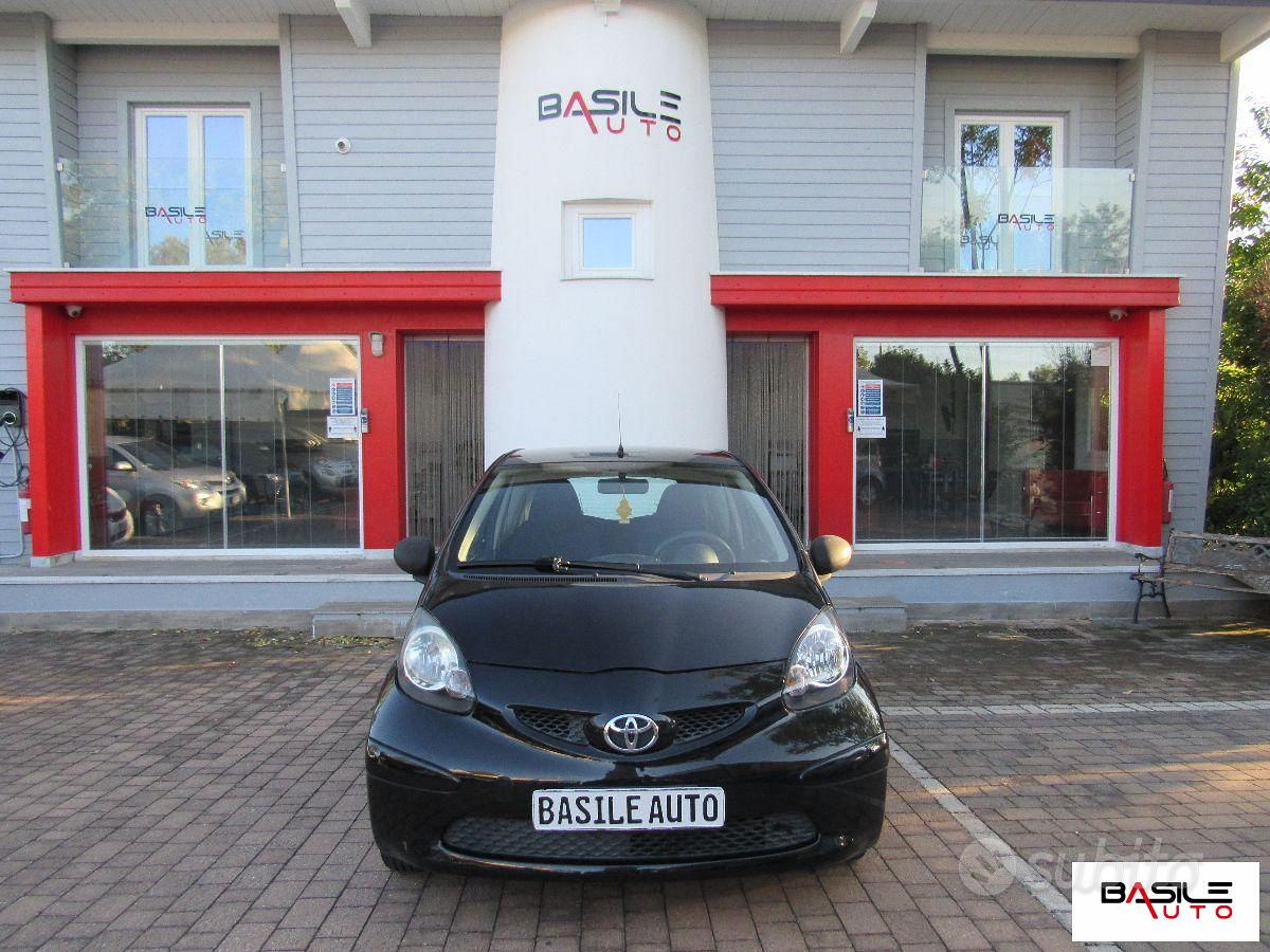 TOYOTA Aygo 1ª serie