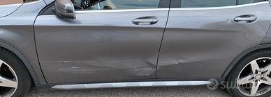 Porte Mercedes gla anno 2015 lato sinistro