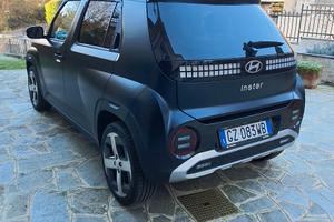 Auto  Hyundai INSTER XCLASS 49 kWh +17'+DISK BLUE