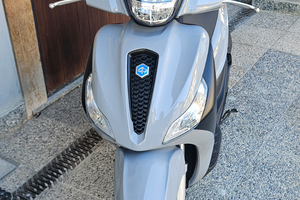 Piaggio Medley 150s