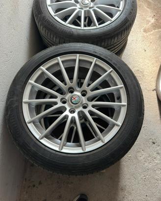 Kit Cerchi - cerchioni in lega 17 5x110 stile Alfa