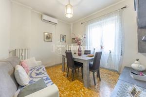 Appartamento a Roma Via Calpurnio Fiamma 3 locali