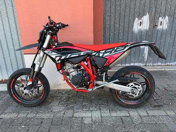 beta motard 125