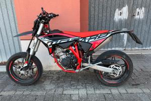 beta motard 125