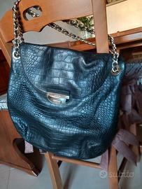 Borsa in vera pelle  più stivali in vera pelle 