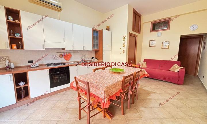 Appartamento, Campofelice di Roccella.