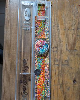 SWATCH SPECIAL EDITION - "Lots of Dots #2" GZ121